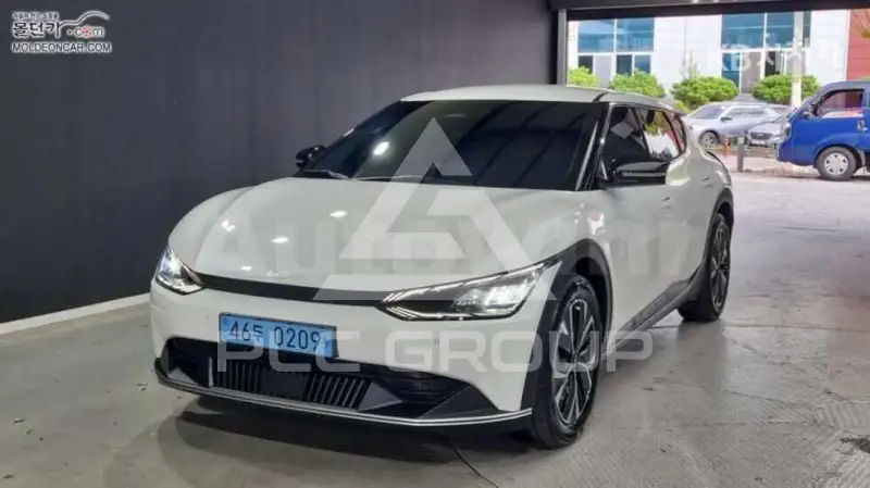 2023 KIA EV