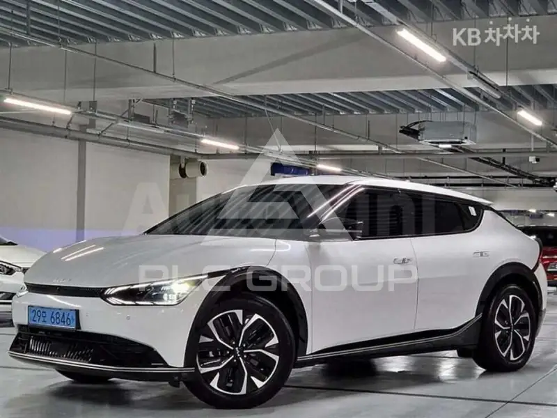 2023 KIA EV