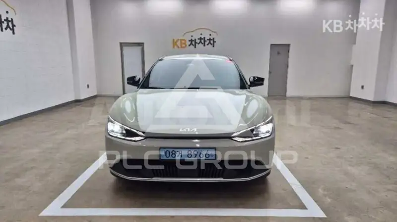 2023 KIA EV