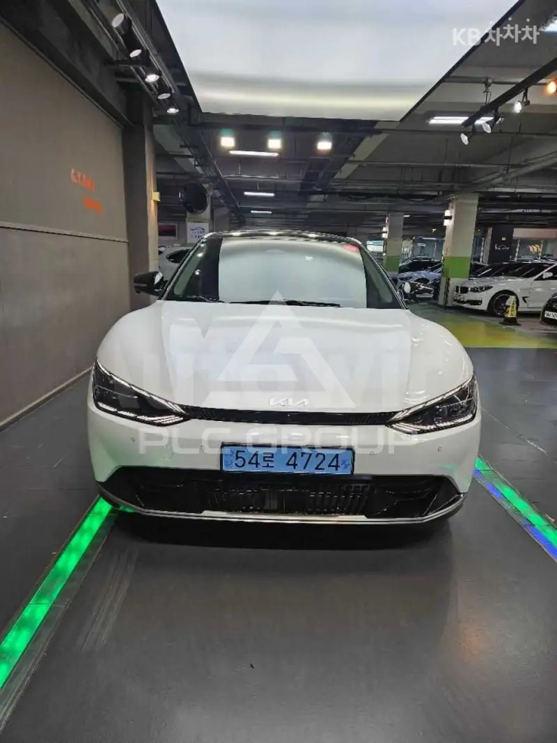 2023 KIA EV