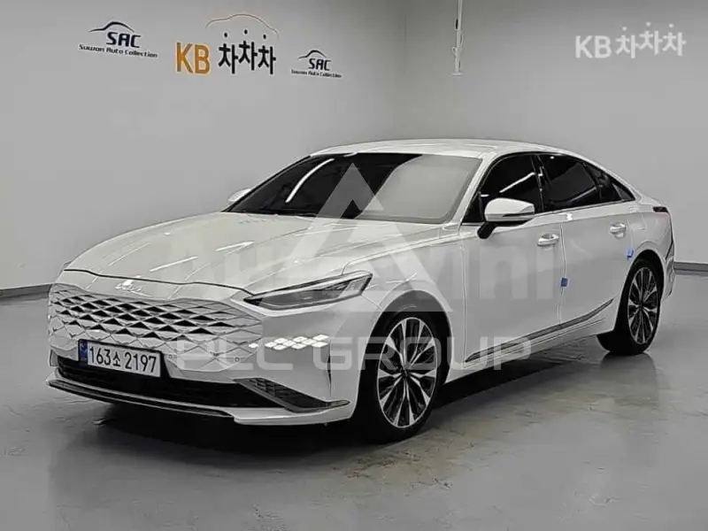 2023 KIA K8