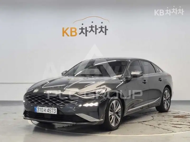 2023 KIA K8
