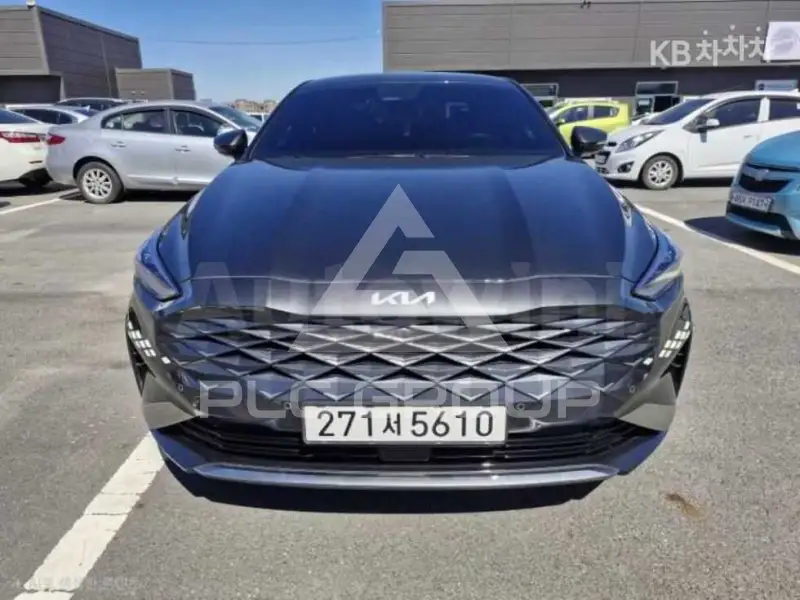 2023 KIA K8