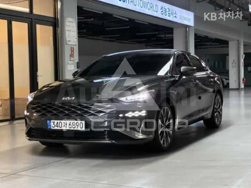 2023 KIA K8