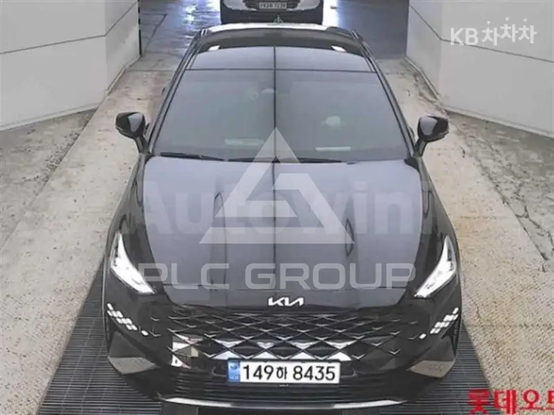 2023 KIA K8