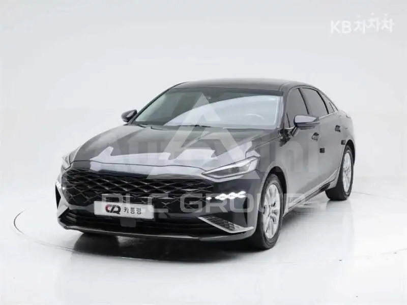 2023 KIA K8