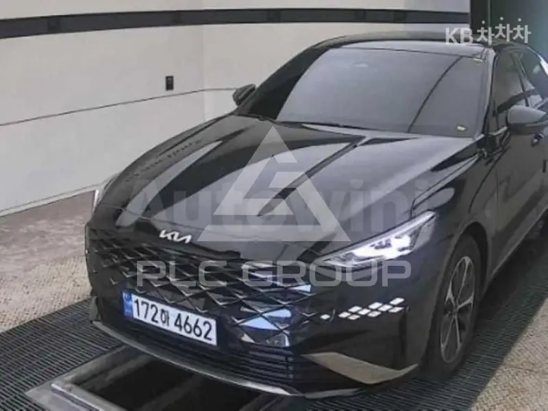 2023 KIA K8