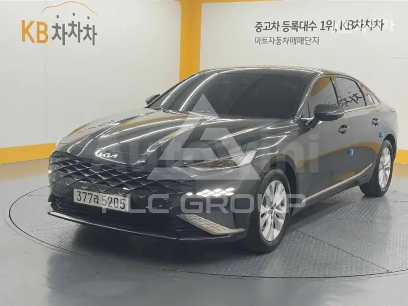 2023 KIA K8