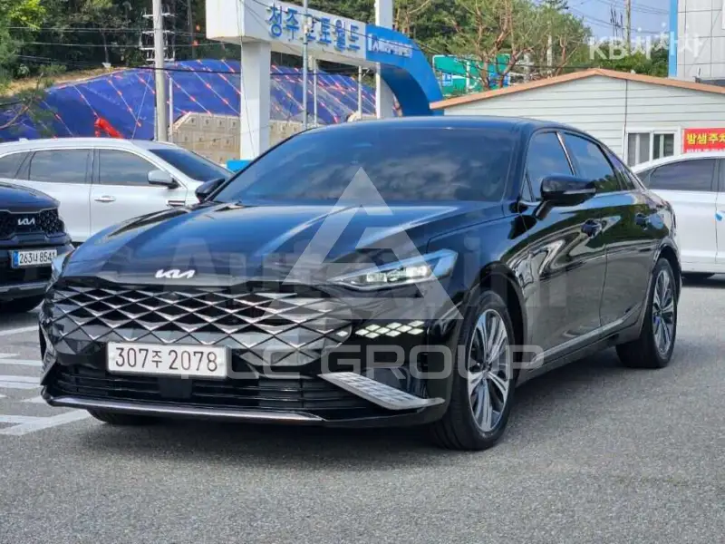 2023 KIA K8