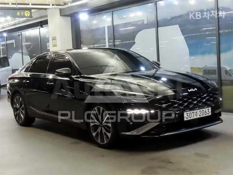 2023 KIA K8