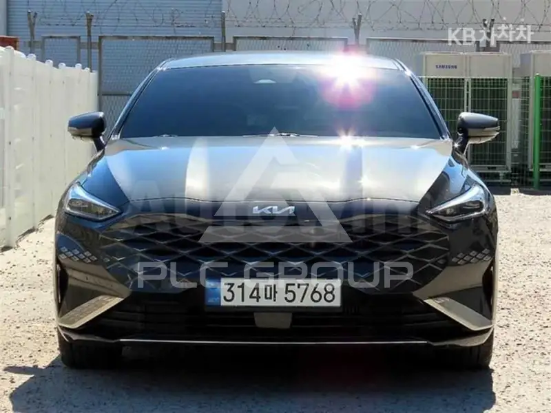 2023 KIA K8