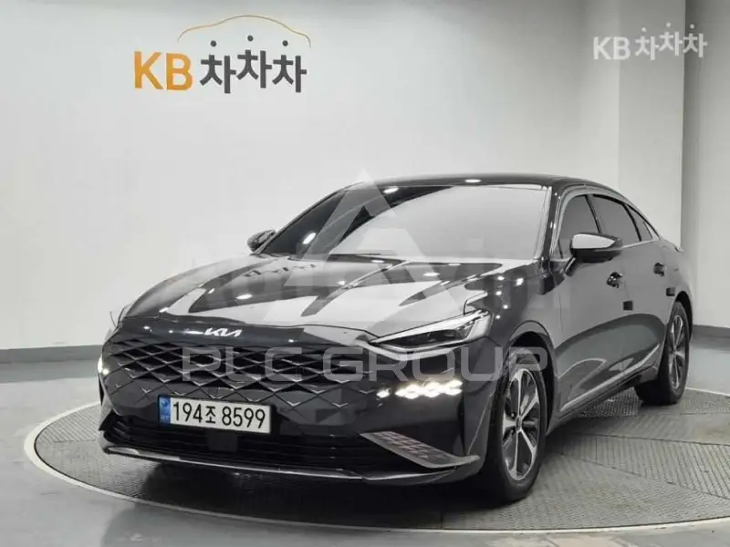2023 KIA K8