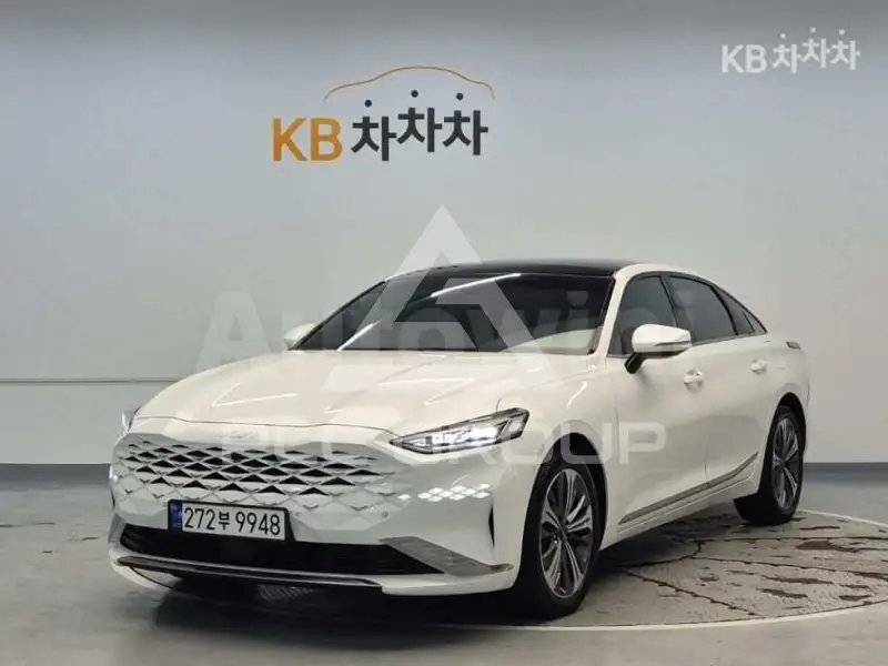 2023 KIA K8