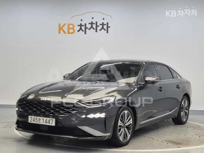 2023 KIA K8