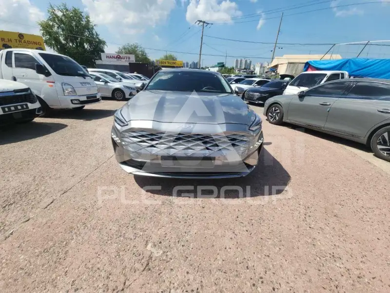 2023 KIA K8