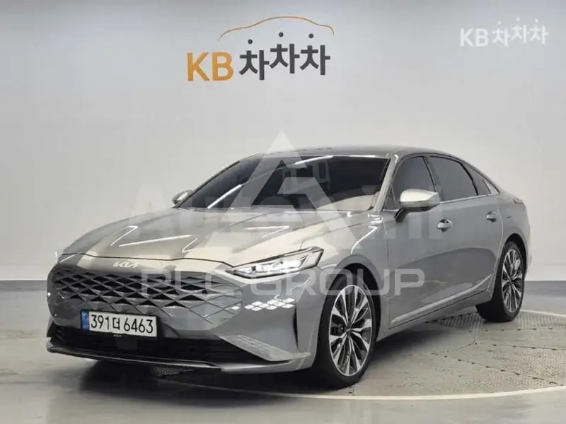 2023 KIA K8