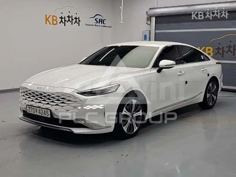 2023 KIA K8
