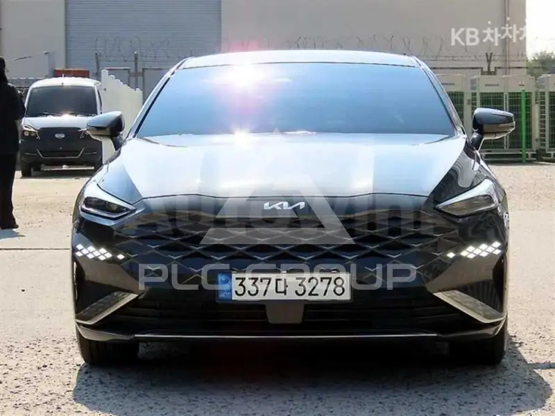 2023 KIA K8