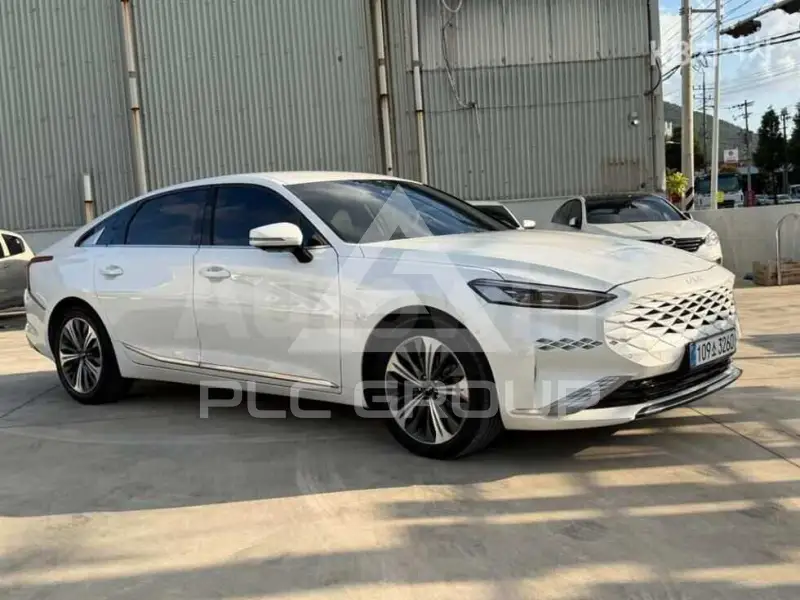 2023 KIA K8