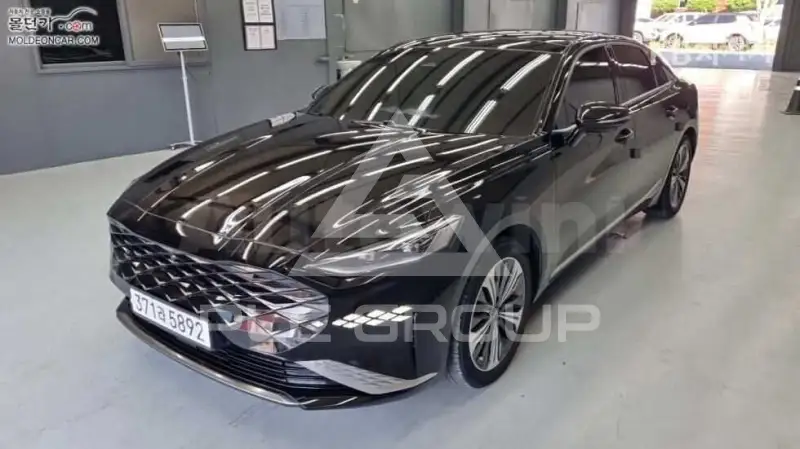 2023 KIA K8