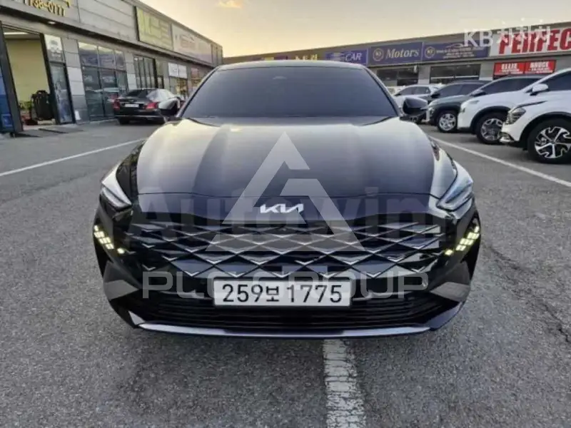 2023 KIA K8