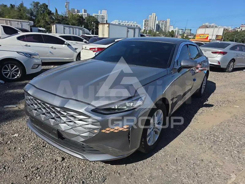 2023 KIA K8