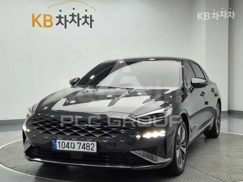 2023 KIA K8