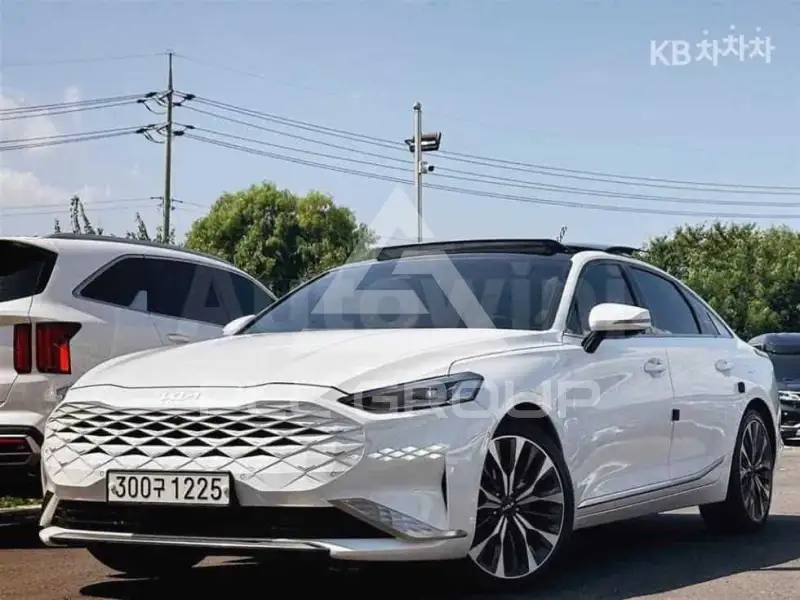 2023 KIA K8