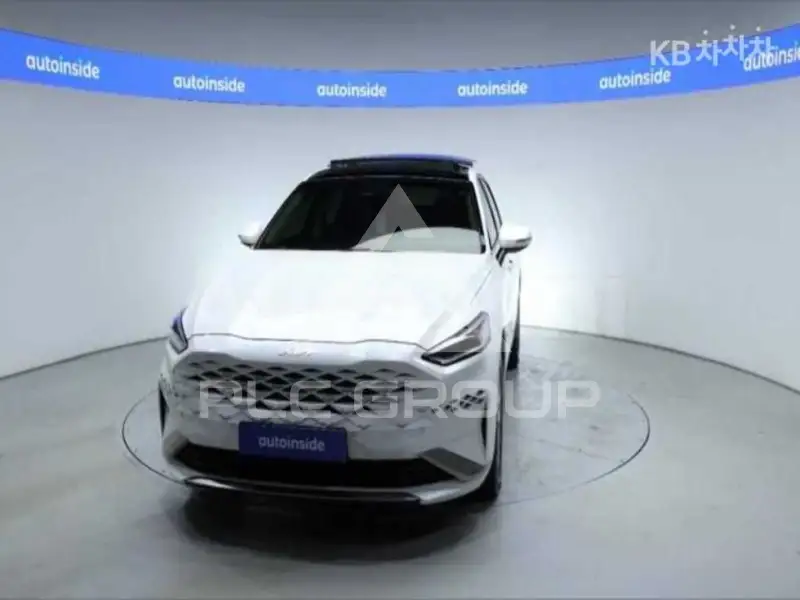 2023 KIA K8