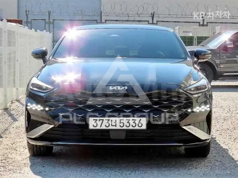 2023 KIA K8