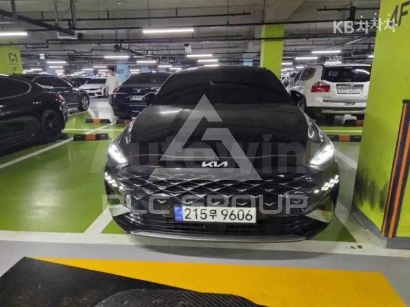 2023 KIA K8