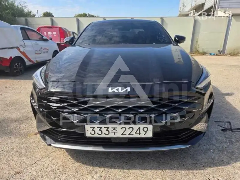 2023 KIA K8