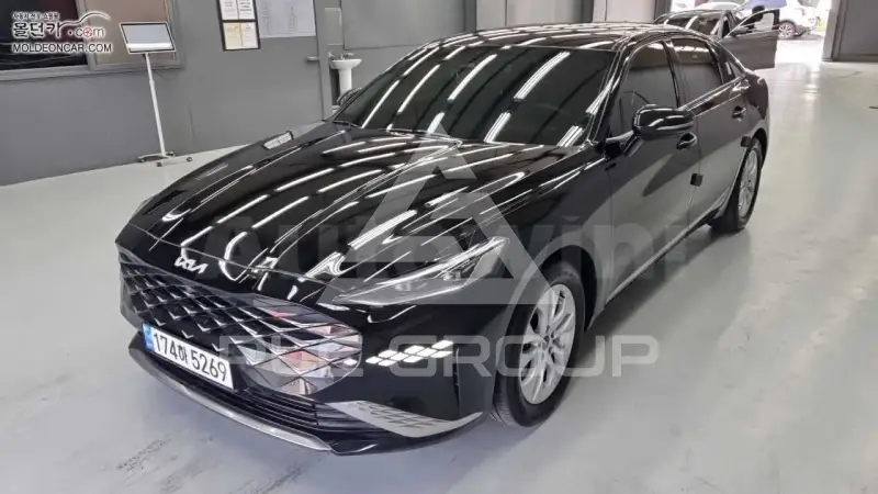 2023 KIA K8