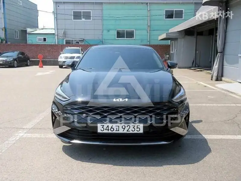 2023 KIA K8