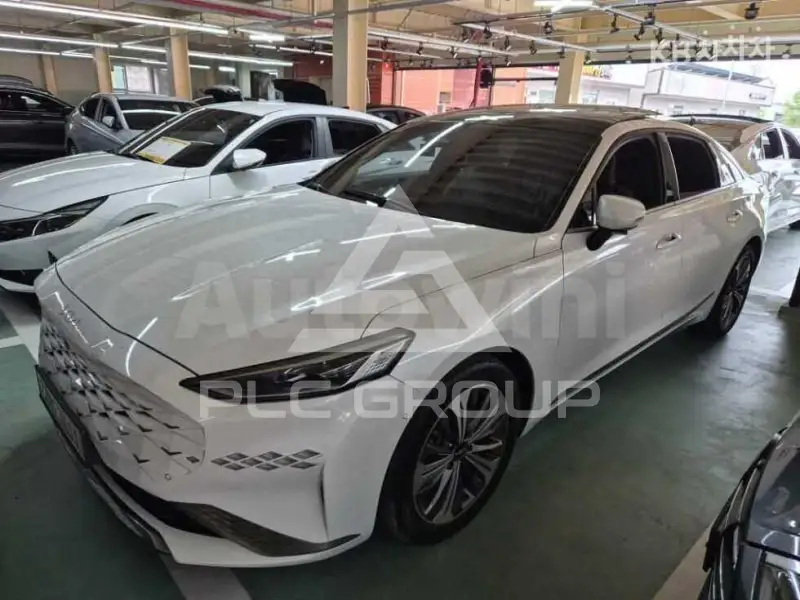2023 KIA K8