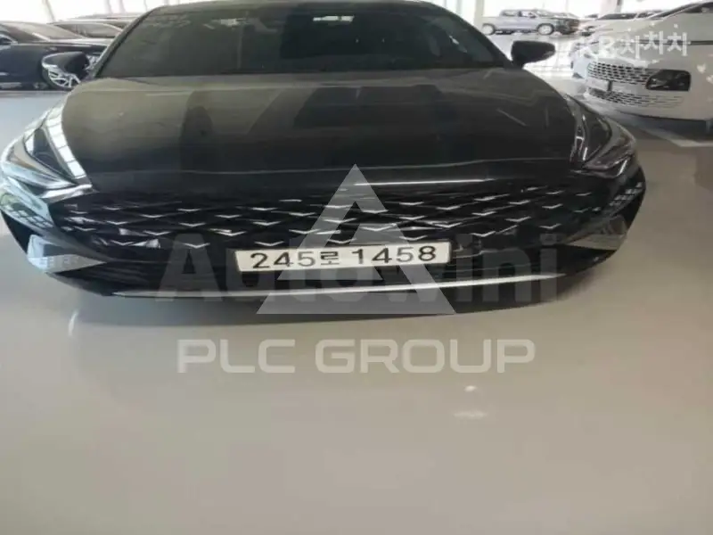 2023 KIA K8