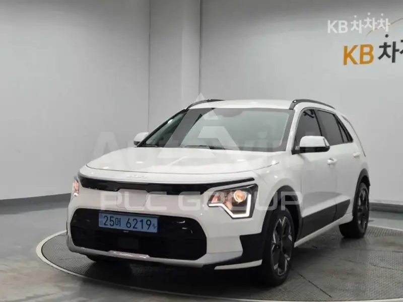 2023 KIA Niro