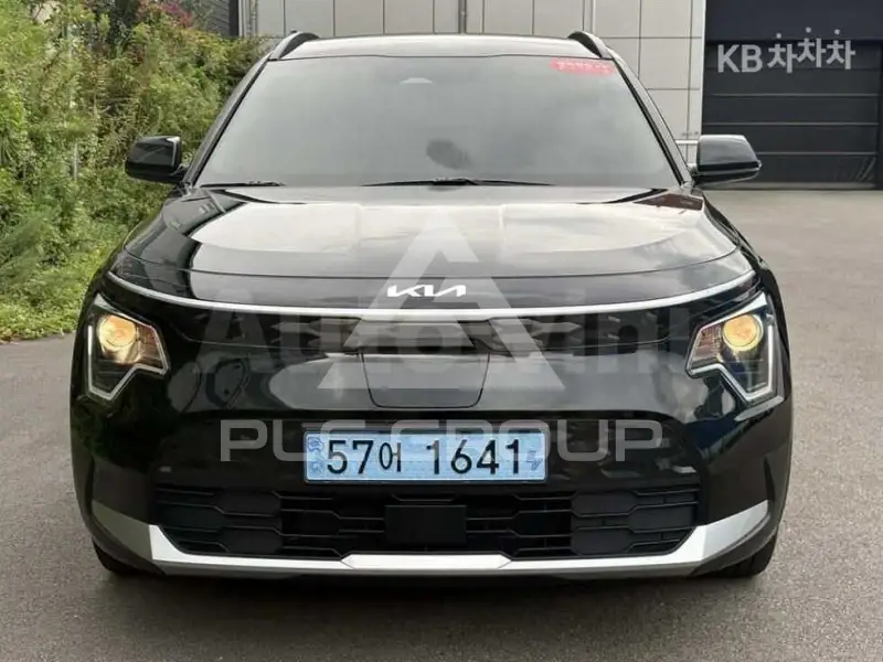 2023 KIA Niro