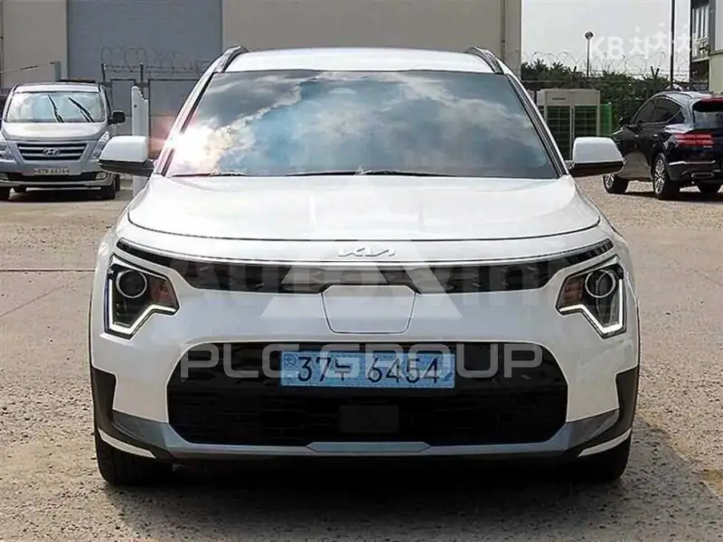 2023 KIA Niro