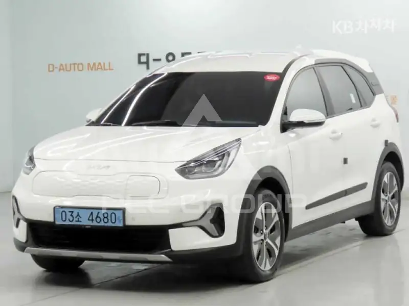 2023 KIA Niro