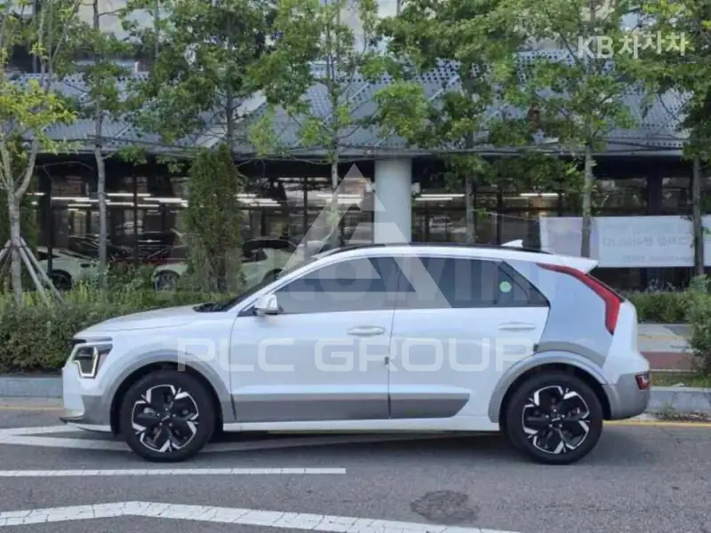 2023 KIA Niro
