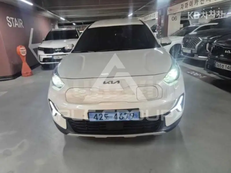 2023 KIA Niro