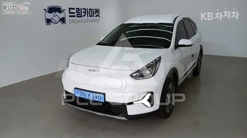 2023 KIA Niro