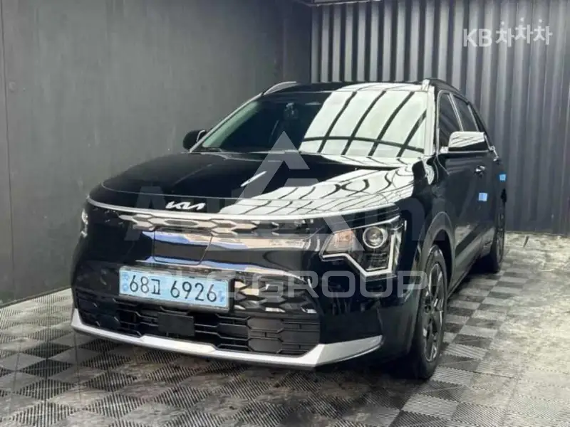 2023 KIA Niro