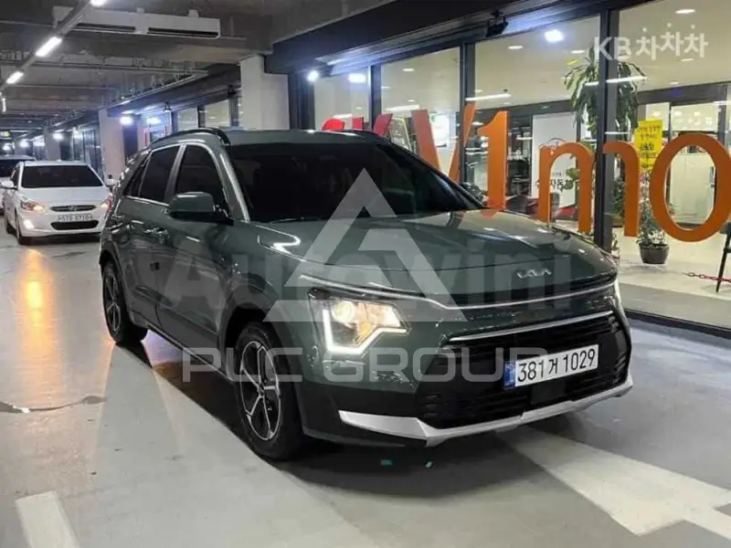 2023 KIA Niro