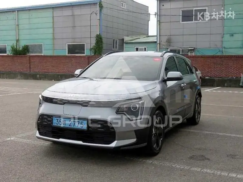 2023 KIA Niro