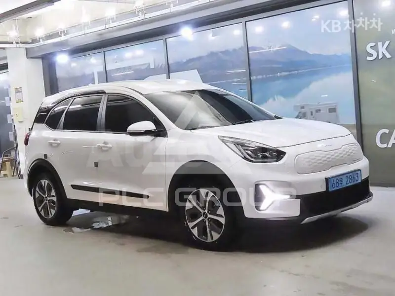 2023 KIA Niro
