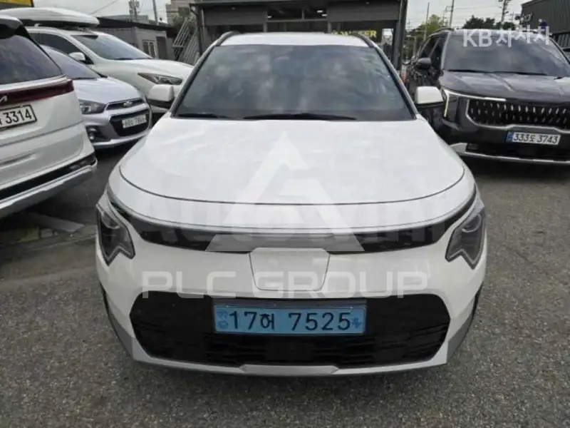 2023 KIA Niro