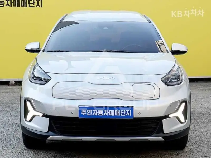 2023 KIA Niro
