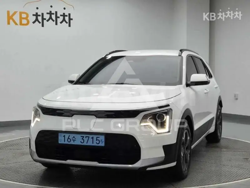 2023 KIA Niro